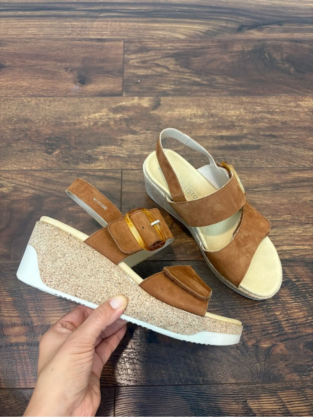 Mephisto Giulia Leather Wedge Heel Sandal Comfort Hazelnut Brown Size 9